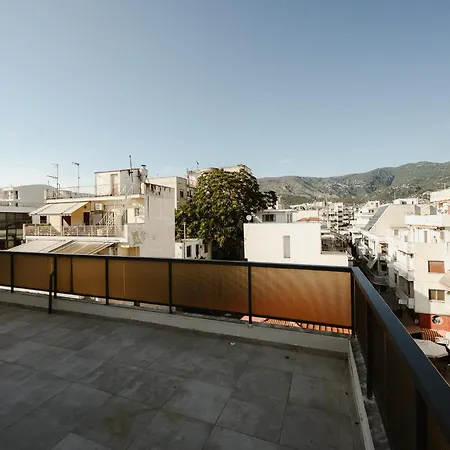 Penthouse - Sea & Mountain View 아파트